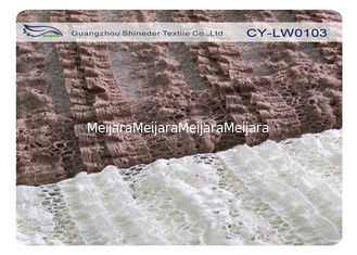 Китай Подгонянная ткань шнурка простирания цвета Breathable с SGS CY-LW0103 ширины 130cm поставщик