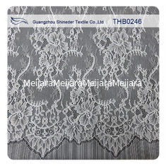 Китай Шнурок Chantilly способа нейлона Bridal белый для платьев венчания поставщик