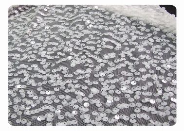 Eco-Содружественная вышитый бисером ткань шнурка с белыми светя Sequins CY-XP0003 поставщик